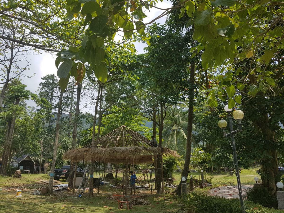 ฺbay Yard Hut Hotel Koh Chang Buitenkant foto